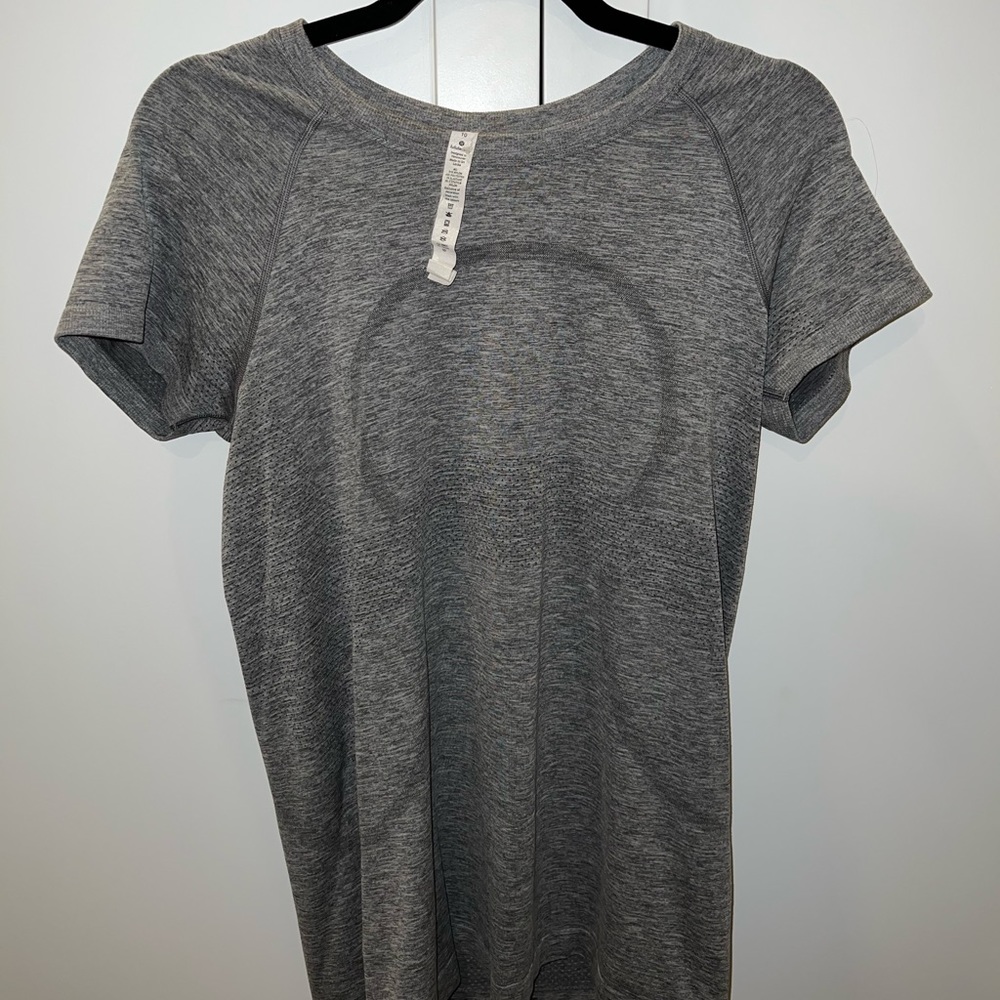 Brand-new Lululemon Swift tech shirt